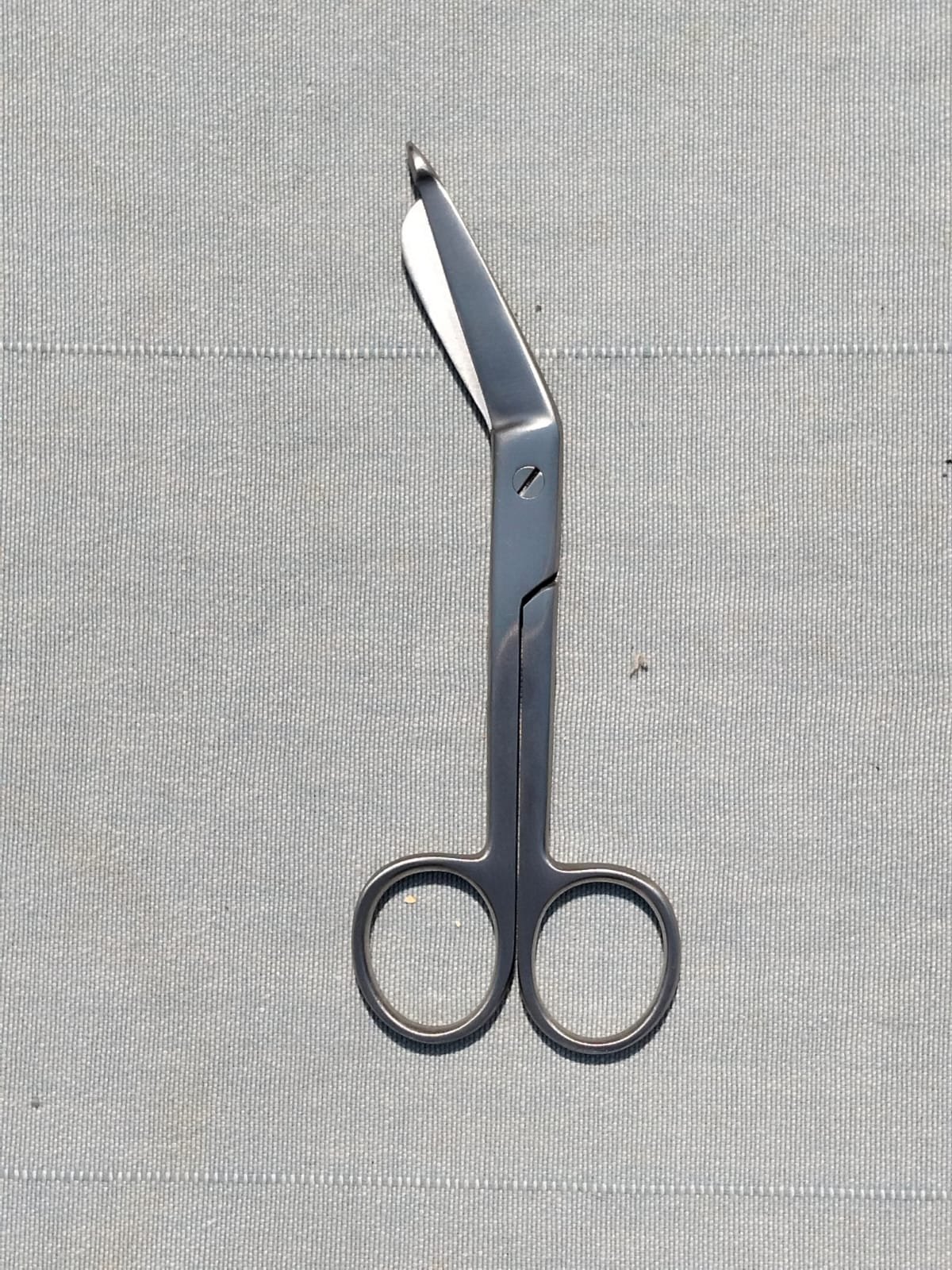 scissor